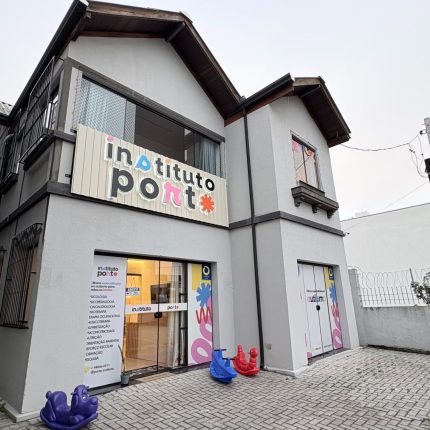 Instituto Porto, clínica especialista em autismo em Itajaí. Terapia multidisciplinar para o Transtorno do Espectro Autista (TEA).