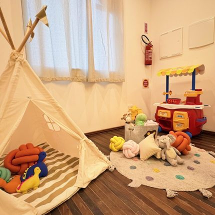 Instituto Porto, clínica especialista em autismo em Itajaí. Terapia multidisciplinar para o Transtorno do Espectro Autista (TEA).