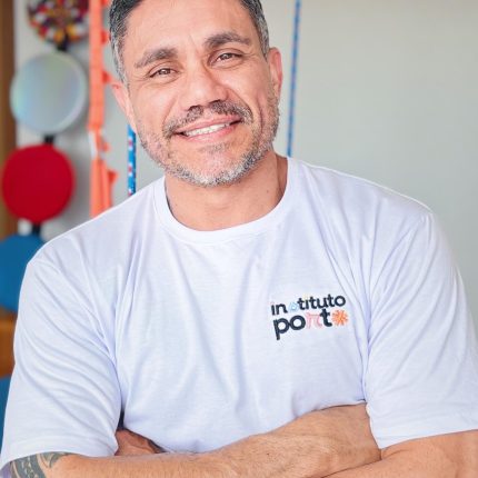 Instituto Porto, clínica especialista em autismo em Itajaí. Terapia multidisciplinar para o Transtorno do Espectro Autista (TEA).